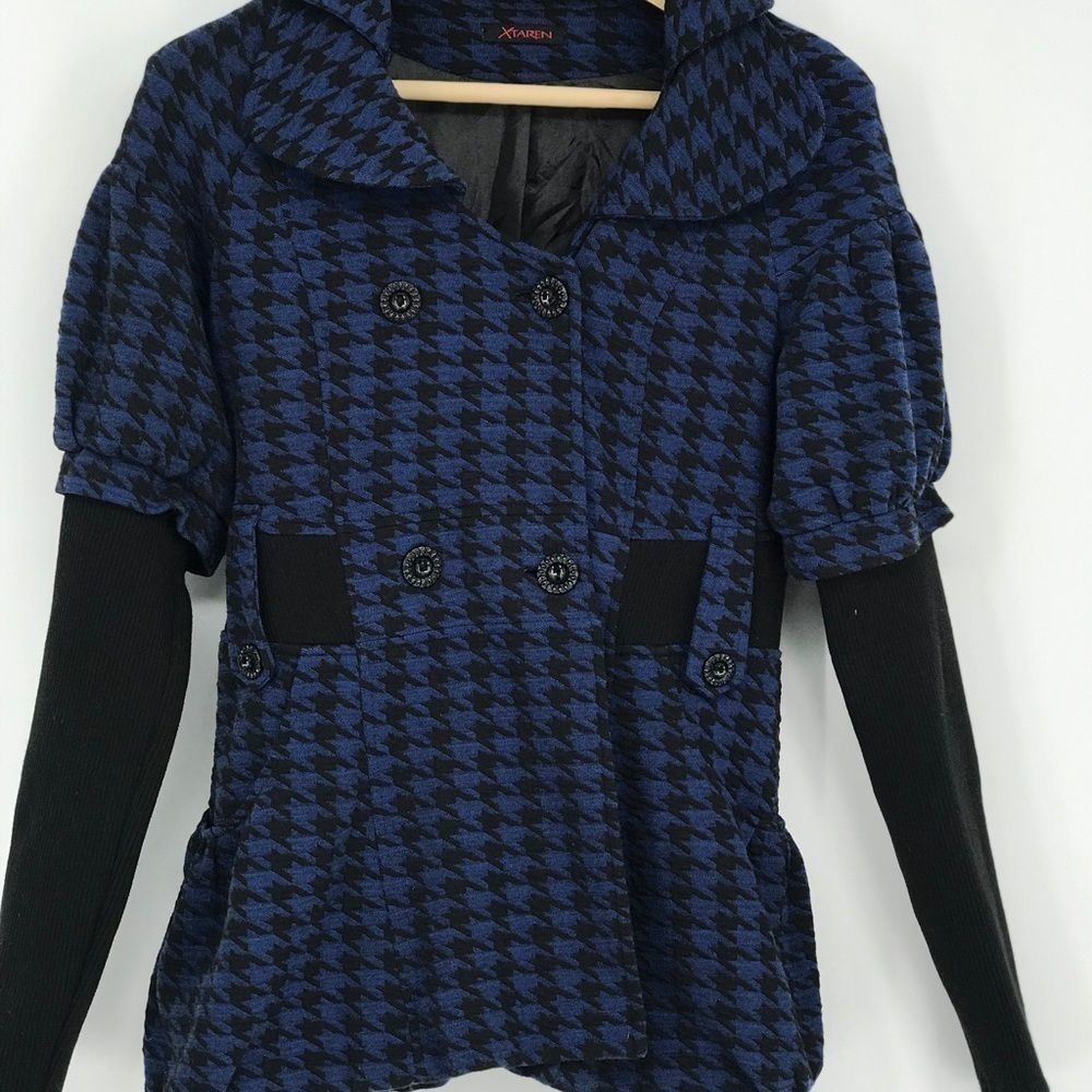 Xtaren Knit Peacoat – Size Large